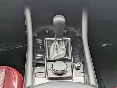 Used 2023 MAZDA MAZDA3 Hatchback w/ Appearance Package image 16