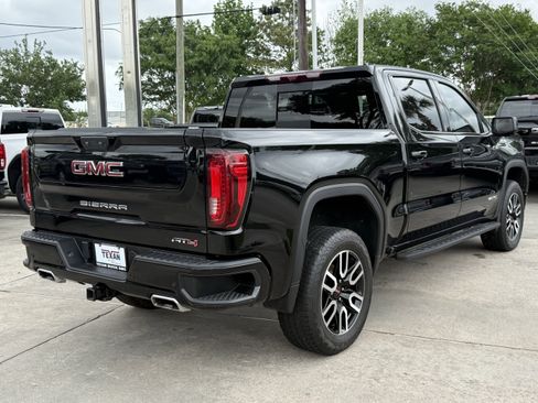 Used 2022 GMC Sierra 1500 AT4 w/ AT4 Premium Package image 5