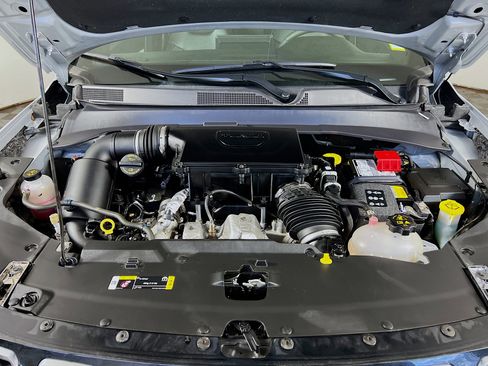 Used 2025 Jeep Compass Limited image 25