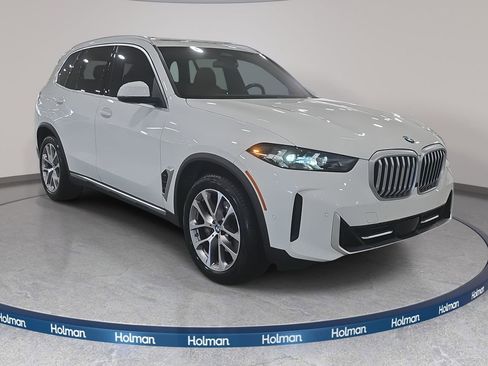 Certified 2024 BMW X5 sDrive40i image 3
