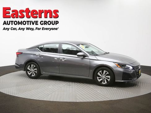 Used 2023 Nissan Altima 2.5 S image 46