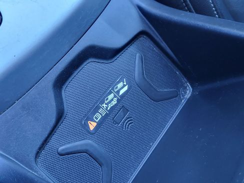 Used 2019 Chevrolet Colorado ZR2 AWD/4WD image 24