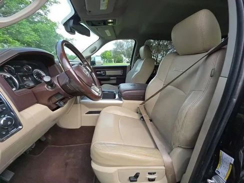 Used 2016 RAM 2500 Laramie RWD image 6