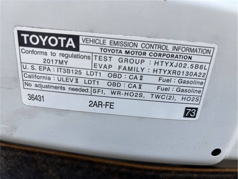 Used 2017 Toyota RAV4 XLE w/ Carpet Mat Package AWD/4WD image 19