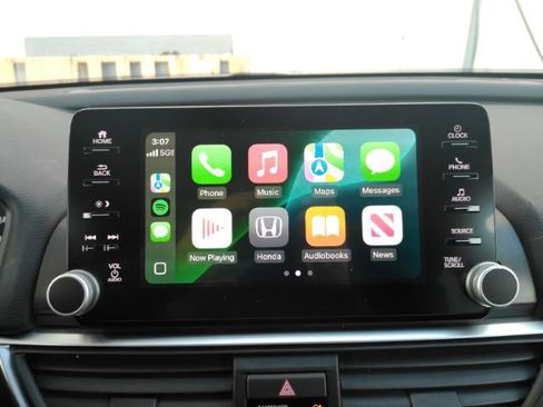 Used 2018 Honda Accord EX-L image 12