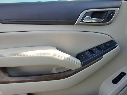 Used 2018 GMC Yukon Denali w/ Denali Ultimate Package image 23