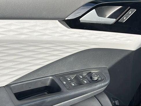 Certified 2023 Volkswagen Taos S image 22