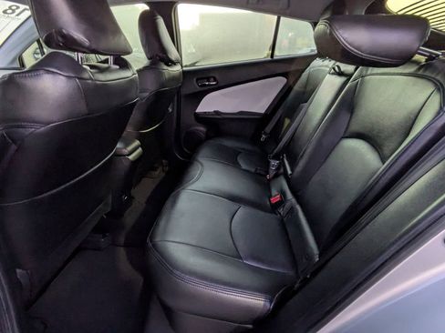 Used 2018 Toyota Prius Three image 15
