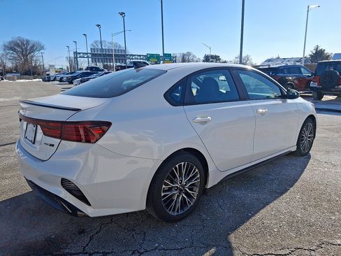 Certified 2022 Kia Forte GT-Line image 4