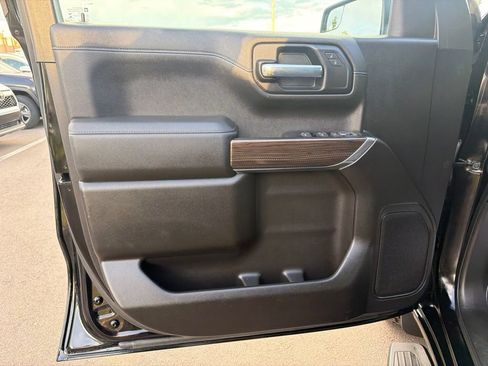 Used 2022 Chevrolet Silverado 1500 LT AWD/4WD image 23