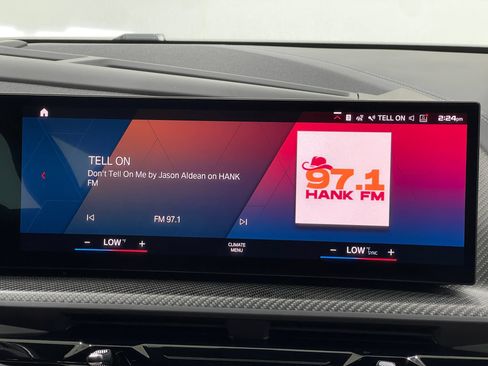Used 2023 BMW XM AWD/4WD image 23