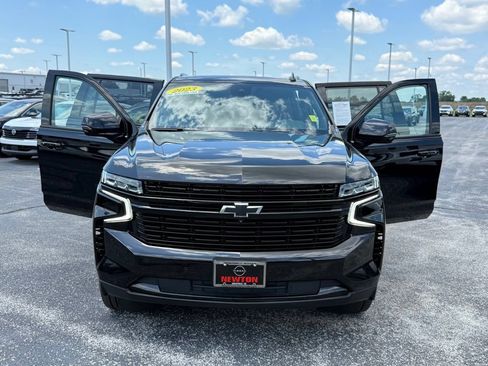 Used 2023 Chevrolet Suburban RST w/ Sport Performance Package AWD/4WD image 23