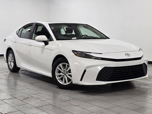 Certified 2025 Toyota Camry LE image 2