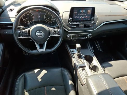 Used 2021 Nissan Altima 2.5 SR AWD/4WD image 10