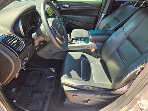 Used 2019 Jeep Grand Cherokee High Altitude AWD/4WD image 13