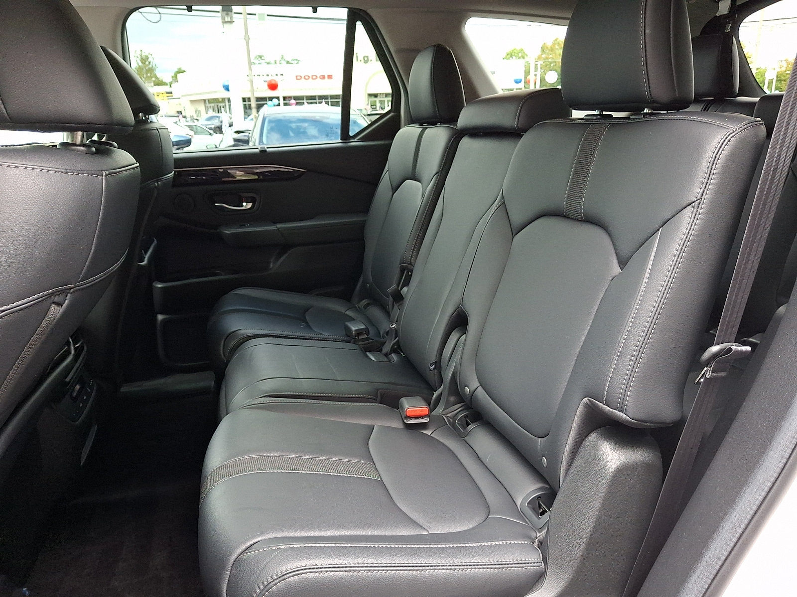 Certified 2024 Honda Pilot EX-L image 9