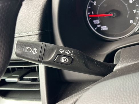 Used 2023 GMC Terrain SLE w/ Elevation Edition image 34