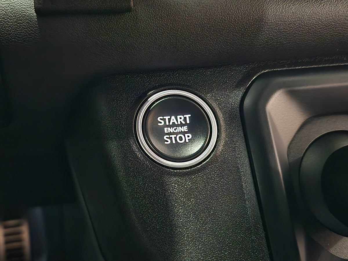 Used 2022 Land Rover Defender 110 V8 AWD/4WD image 60