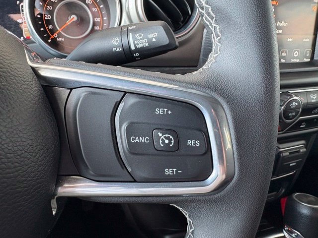 Used 2023 Jeep Wrangler Unlimited Sahara AWD/4WD image 22