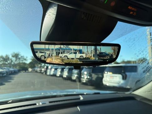 New 2026 Chevrolet Suburban High Country image 33