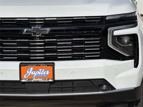 New 2026 Chevrolet Suburban High Country image 7