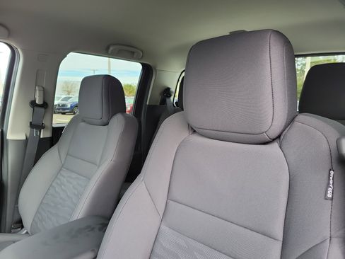 New 2026 Nissan Frontier S image 18