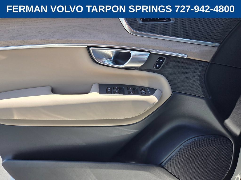New 2026 Volvo XC90 T8 Core w/ Protection Package Premier AWD/4WD image 24