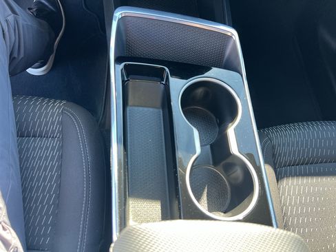 Used 2025 Chevrolet Equinox LT image 17