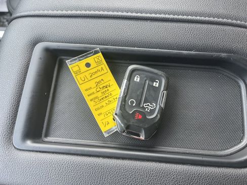 Used 2019 Chevrolet Silverado 1500 LTZ w/ LTZ Premium Package image 22