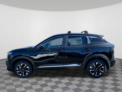 New 2026 Nissan Kicks SV AWD/4WD image 7