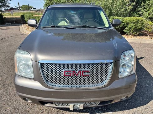 Used 2012 GMC Yukon XL Denali AWD/4WD image 3