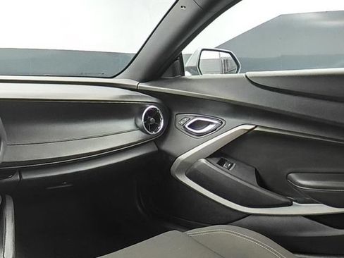 Used 2020 Chevrolet Camaro LT RWD image 20