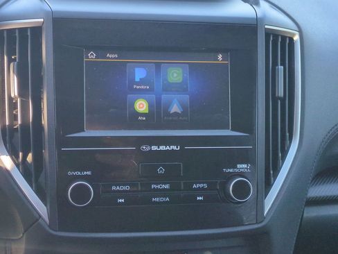 Used 2021 Subaru Crosstrek 2.0i image 18