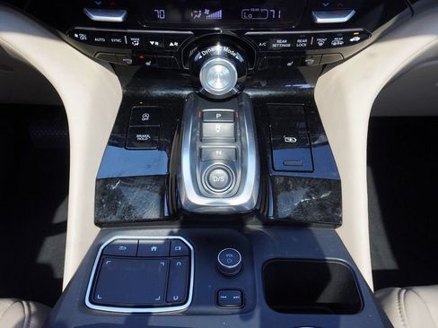 Used 2023 Acura MDX SH-AWD w/ Technology Package image 57