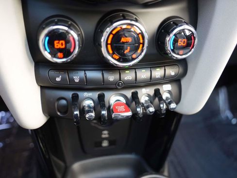 Certified 2024 MINI Cooper S FWD image 17