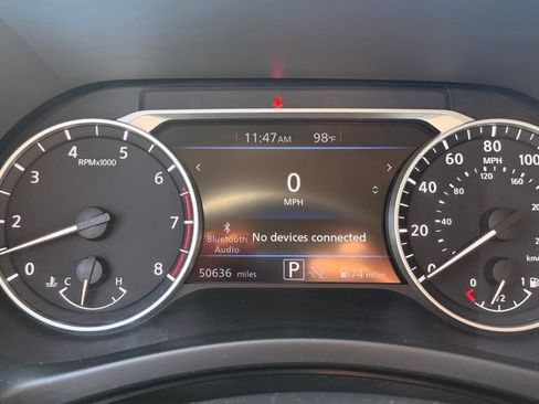 Used 2024 Nissan Sentra SV FWD image 12