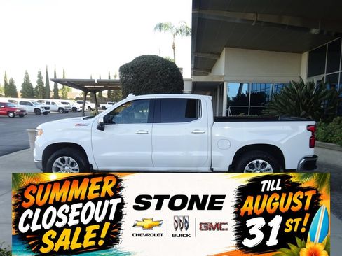 Certified 2022 Chevrolet Silverado 1500 LTZ w/ Technology Package AWD/4WD image 4