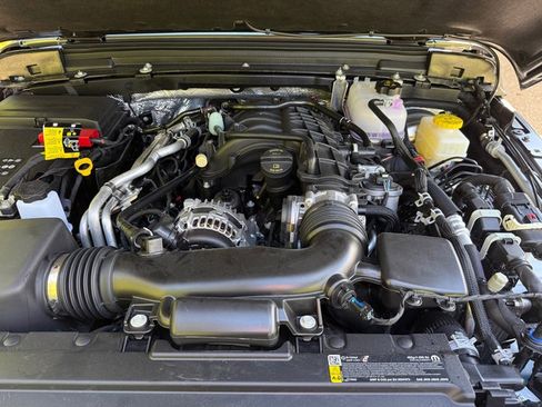 New 2025 Jeep Wrangler Unlimited Sahara image 10