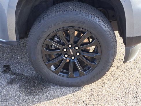 Used 2022 GMC Canyon Elevation w/ Trailering Package image 4