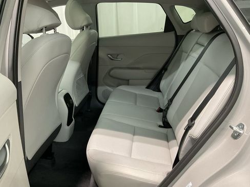Used 2024 Hyundai Kona Limited AWD/4WD image 21