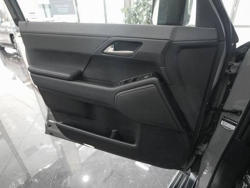 Certified 2026 Lexus GX 550 w/ Accessory Package (2T) AWD/4WD image 10