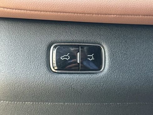 Certified 2026 Lincoln Navigator Reserve AWD/4WD image 23