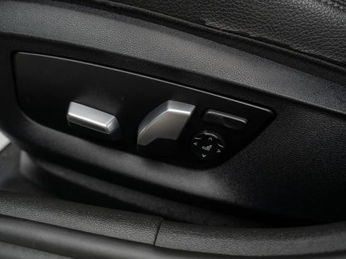 Used 2017 BMW 530i xDrive 530i xDrive Sedan 4D image 17