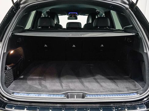 Used 2025 Mercedes-Benz GLC 300 image 28