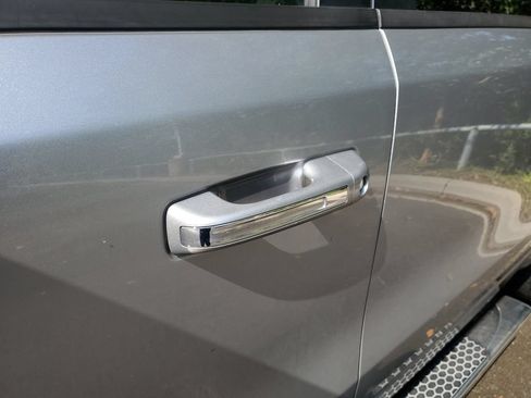 Used 2019 RAM 1500 Big Horn AWD/4WD image 9