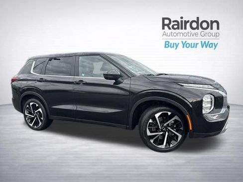 Used 2024 Mitsubishi Outlander SE AWD/4WD image 1