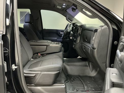 Used 2019 Chevrolet Silverado 1500 Custom w/ Trailering Package AWD/4WD image 27
