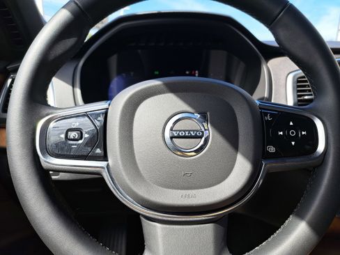 Used 2023 Volvo XC90 T8 Core w/ Protection Package Premier image 10
