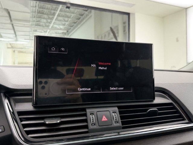 Certified 2023 Audi Q5 Premium Plus w/ Premium Plus Package AWD/4WD image 29