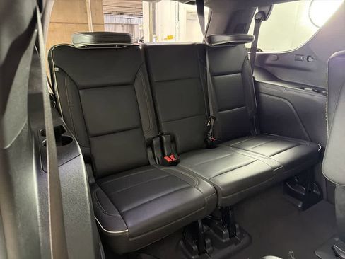 Used 2023 GMC Yukon SLT image 20